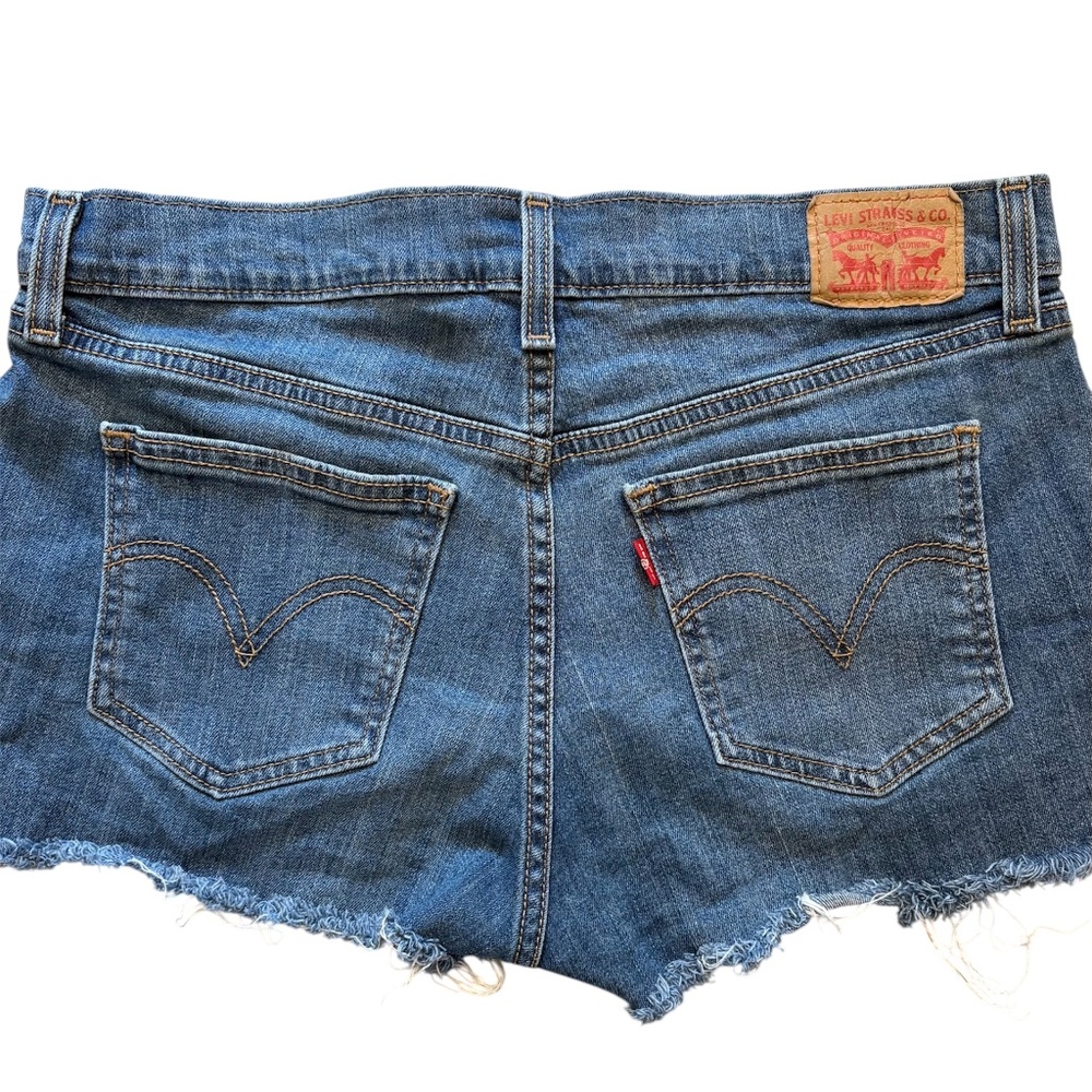Y2K Red Tag Levi’s Distressed Booty Shorts